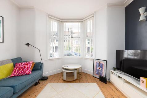 61 Churchill Road-30.jpg