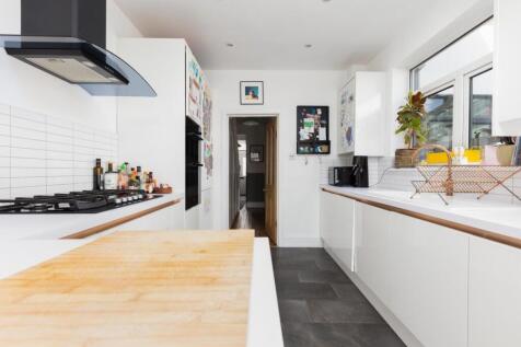 61 Churchill Road-23.jpg