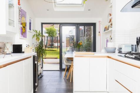 61 Churchill Road-22.jpg