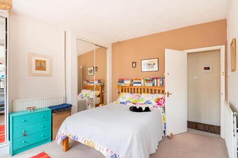 0V7STN - Bedroom H.jpg