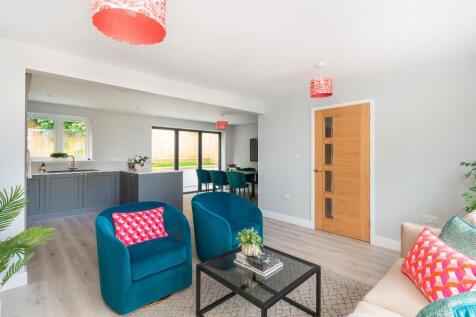 1B9CHY - Living Room B.jpg