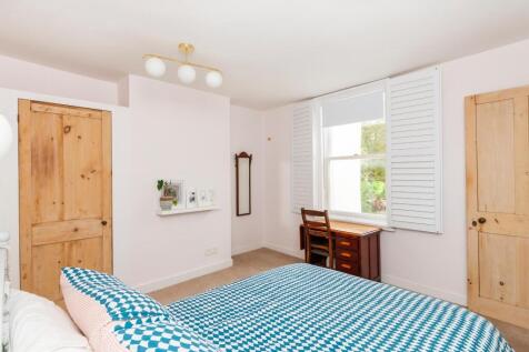 ECARRETTESREMOS5 - Bedroom D.jpg