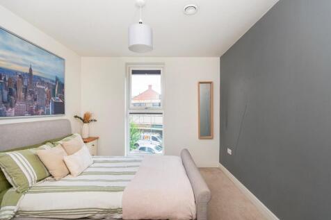 1D6HSC - Bedroom D.jpg