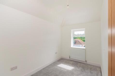 4H2LBH - Bedroom C.jpg