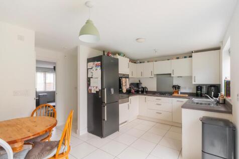 0R9SRSG - Kitchen Diner A.jpg