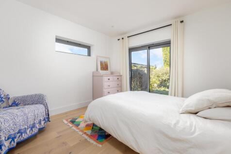 47 The Avenue, BS21-8.jpg