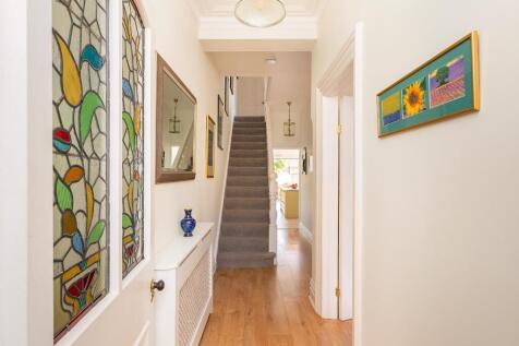 1B9RKE - Hallway A.jpg