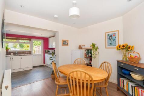 0S4RAV - Dining Room E.jpg