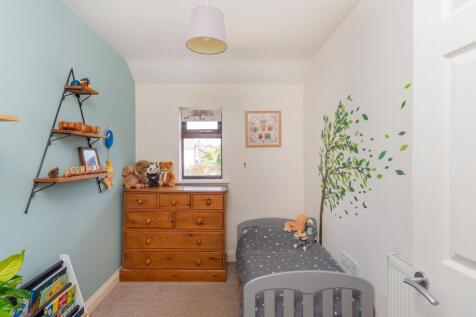0S4RAV - Bedroom J.jpg