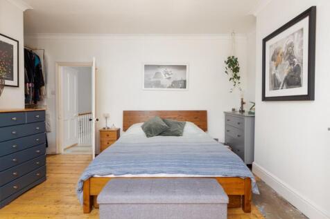 10 Kensington Park Road, BS4-20.jpg