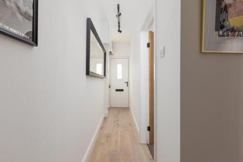 1 Sherbourne St, BS5-21.jpg