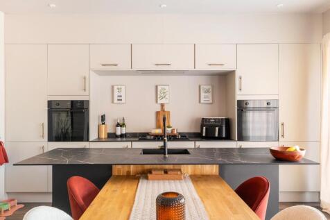 3C5LBY - Kitchen Diner G.jpg