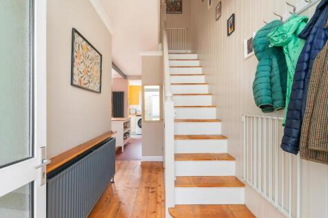 0C5RSG - Hallway A.jpg