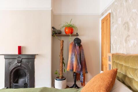 0A2THS - Bedroom G.jpg