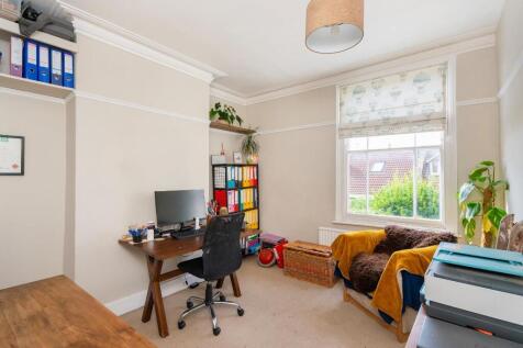0A2THS - Bedroom C.jpg