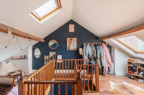 0A2THS - Loft Room A.jpg