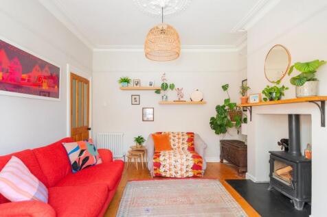 2C9REN - Living Room A.jpg