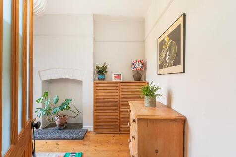 2C9REN - Dining Room D.jpg