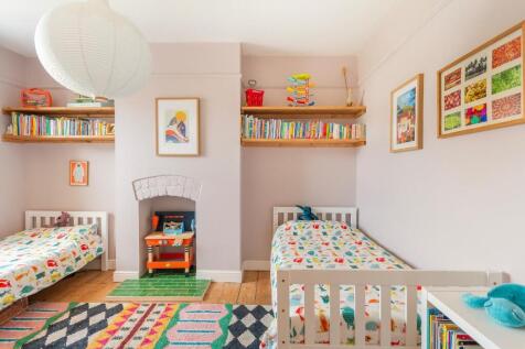 2C9REN - Bedroom H.jpg