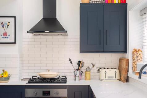 1S1P8RHP - Kitchen B.jpg