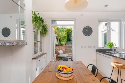 1B1R6BN - Kitchen Diner D.jpg