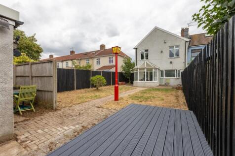 15 Guernsey Avenue, BS4-22.jpg