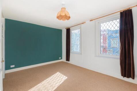6S1CTN- Bedroom E.jpg