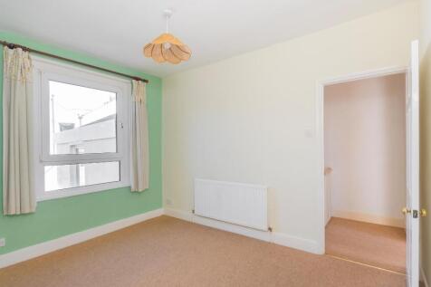 6S1CTN- Bedroom B.jpg