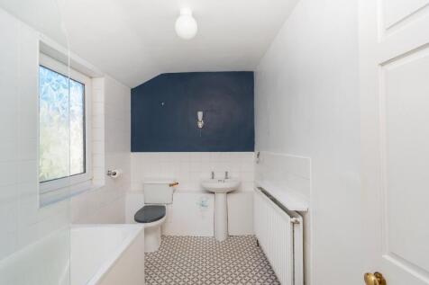 6S1CTN- Bathroom C.jpg