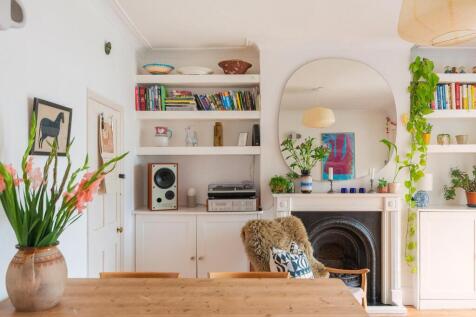 2N5BFS - Dining Room F.jpg