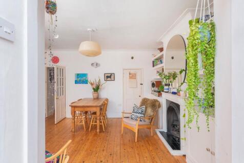 2N5BFS - Dining Room C.jpg