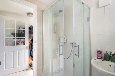 7K6AHD - Basement Bath A.jpg