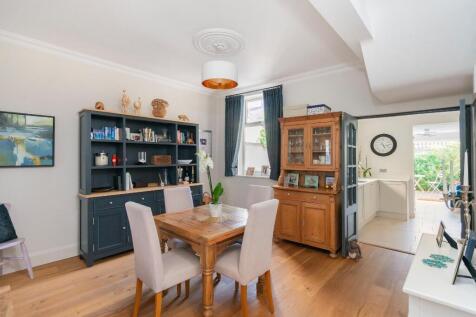6I5RSE - Dining Room C.jpg