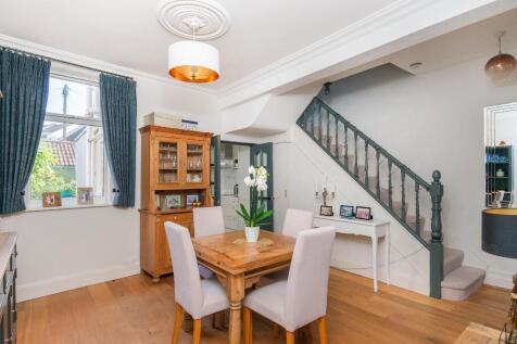 6I5RSE - Dining Room B.jpg