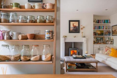 G3F5WRCM - Kitchen A.jpg
