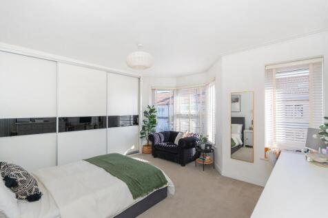 1W4R2BN - Bedroom K.jpg