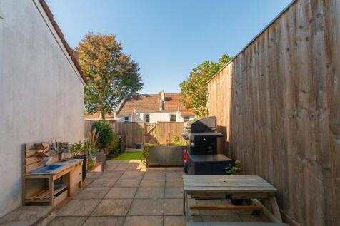 1W4R2BN - External G.jpg