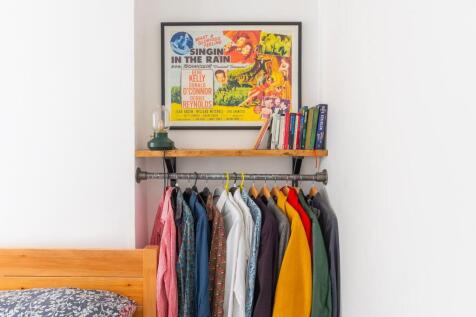 2F9SBTN - Bedroom A.jpg
