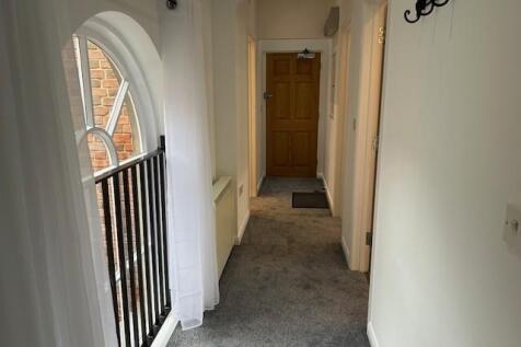 Hallway.jpg