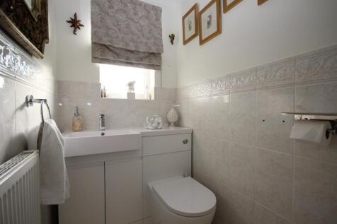 CLOAKROOM / WC