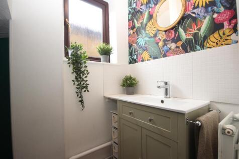 CLOAKROOM/WC