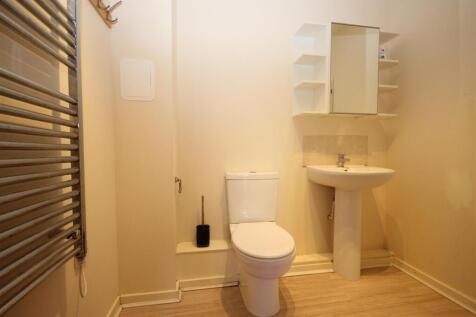 CLOAKROOM/WC