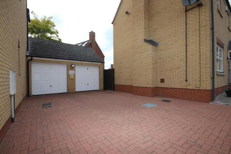 DOUBLE GARAGE