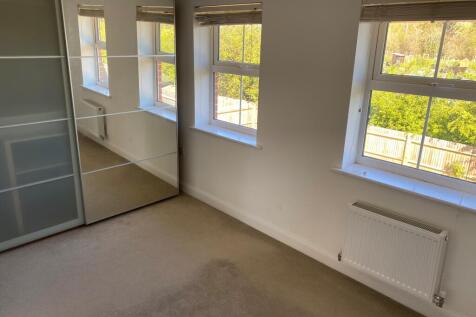 Bedroom One (2)