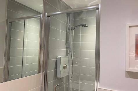 En Suite (2)