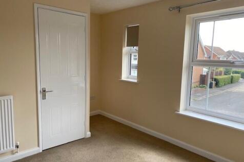 Bedroom 1 (3)