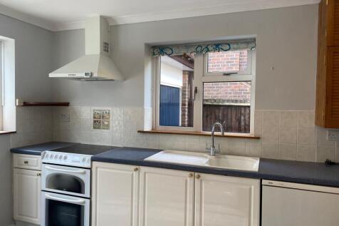 Kitchen (2)
