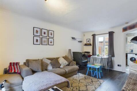 Living/dining room