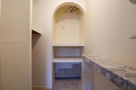 Bedroom 1 Walk-in Wardrobe