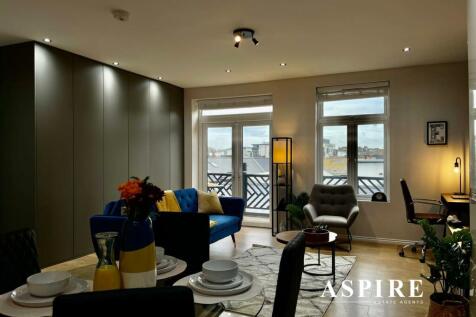 Aspire Benfleet1006.jpg